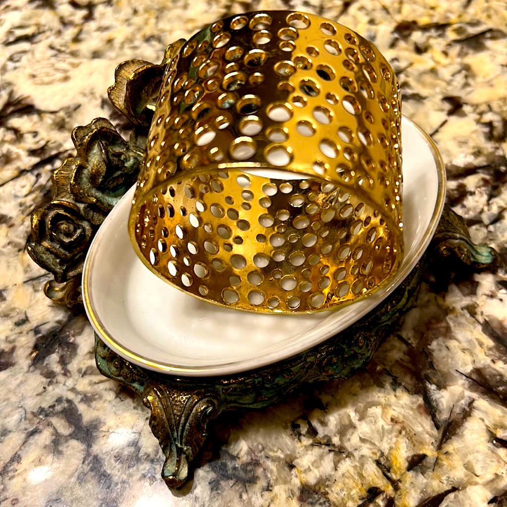 Gold Circles Bangle Bracelet